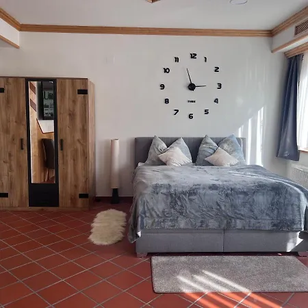 Fleischerei&jausenstation Palucaj בית אירוח