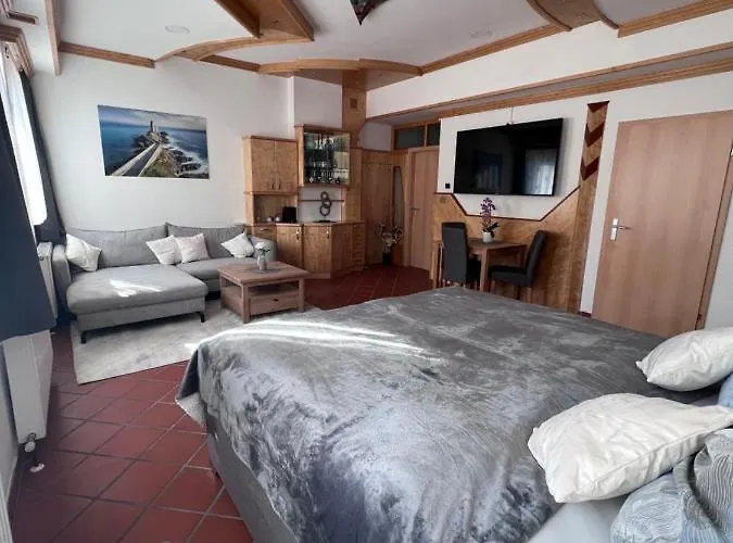 Fleischerei&jausenstation Palucaj منزل للإقامة *